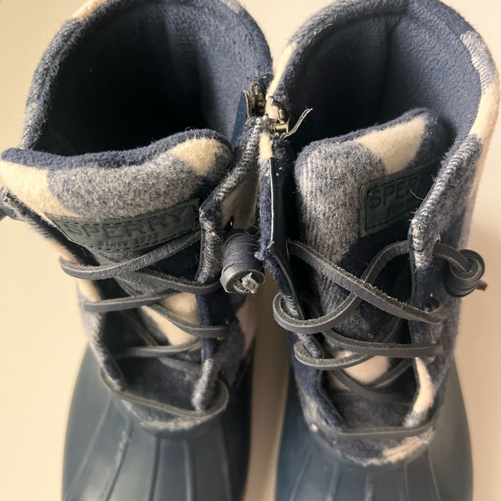 Sperry Boots Women’s Size 7.5 View 4